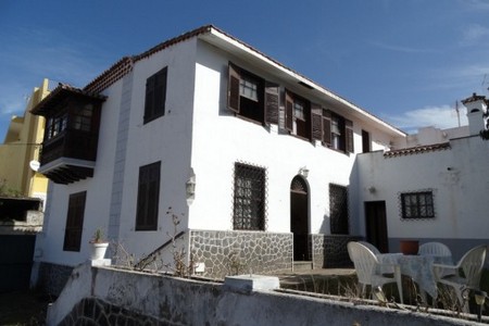 Casa con Terreno en La Matanza - Ref. LC5CTE7242